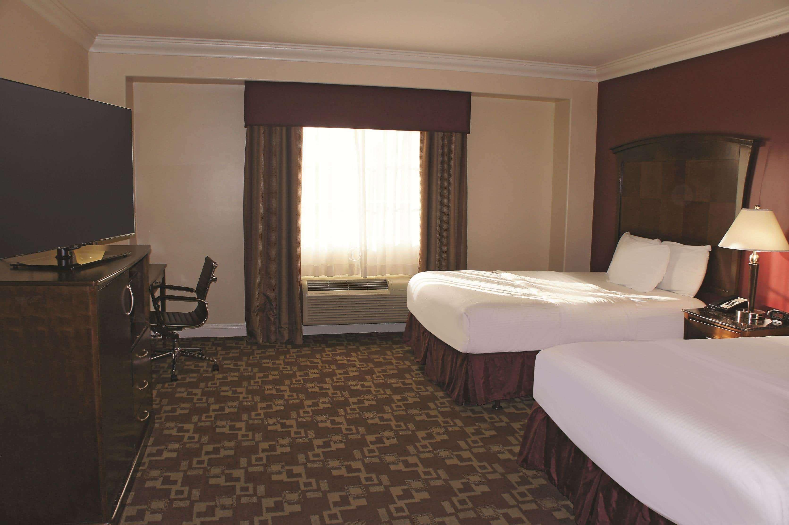 La Quinta By Wyndham Lembah Moreno Luaran gambar