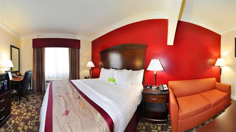 La Quinta By Wyndham Lembah Moreno Luaran gambar