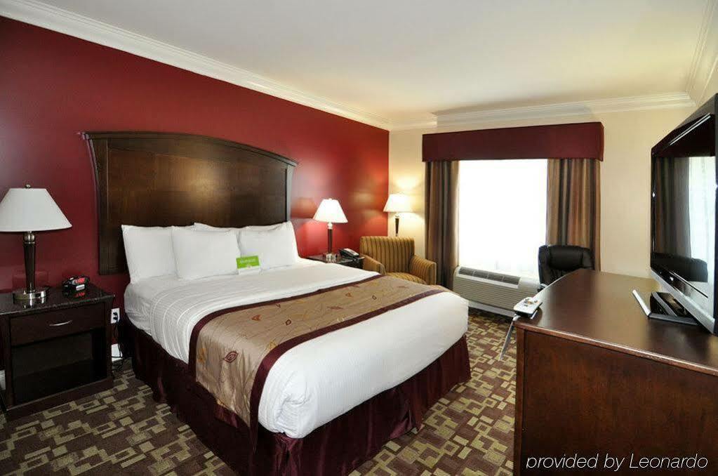 La Quinta By Wyndham Lembah Moreno Luaran gambar